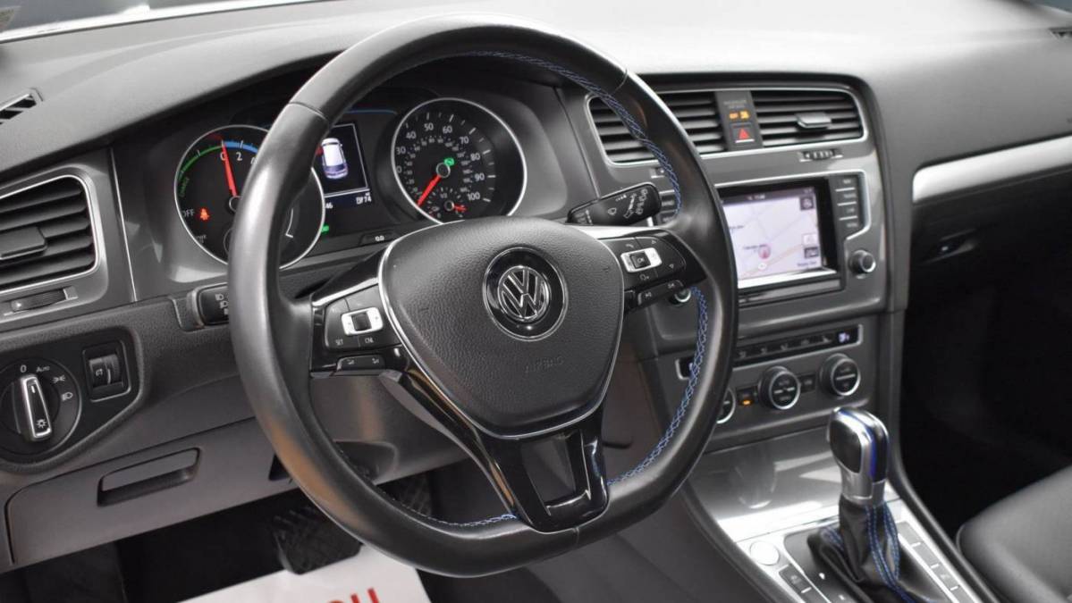 2015 Volkswagen e-Golf WVWPP7AU7FW902137