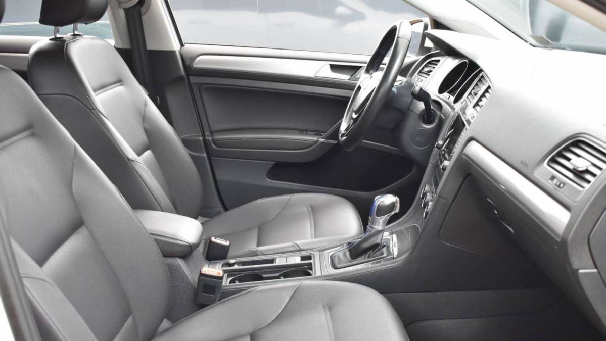 2015 Volkswagen e-Golf WVWPP7AU7FW902137