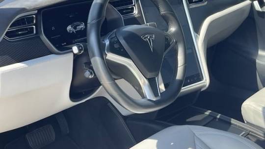 2016 Tesla Model S 5YJSA1E28GF128794