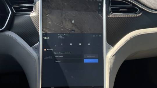 2016 Tesla Model S 5YJSA1E28GF128794