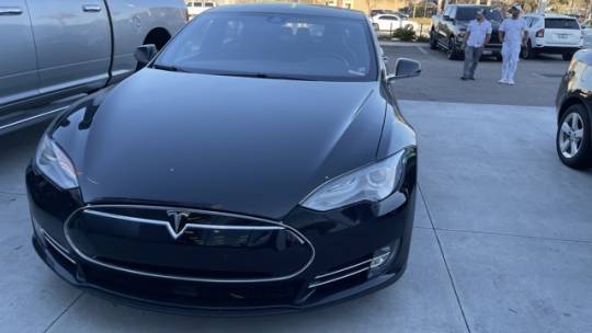 2014 Tesla Model S 5YJSA1H22EFP63762