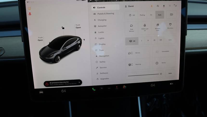 2018 Tesla Model 3 5YJ3E1EB5JF145472