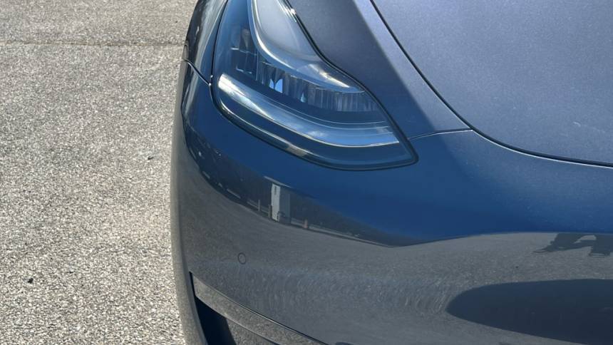 2020 Tesla Model Y 5YJYGDEE8LF045283