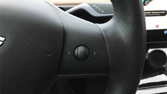 2020 Tesla Model Y 5YJYGDEE5LF044379