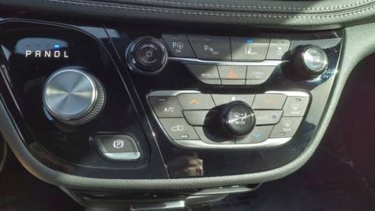 2019 Chrysler Pacifica Hybrid 2C4RC1N79KR687028