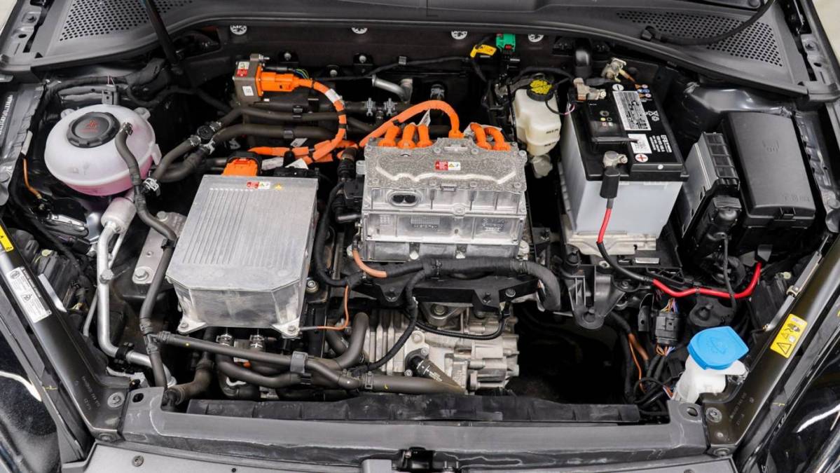 2019 Volkswagen e-Golf WVWKR7AU5KW907917