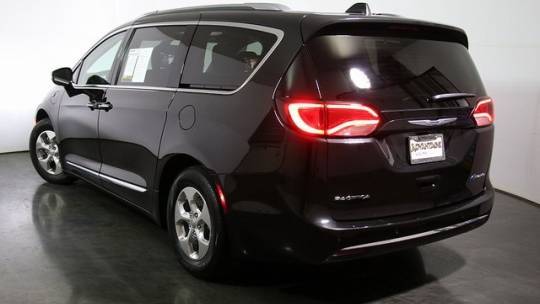 2018 Chrysler Pacifica Hybrid 2C4RC1N78JR276363