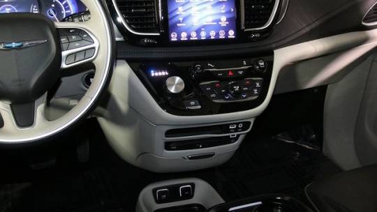 2018 Chrysler Pacifica Hybrid 2C4RC1N78JR276363