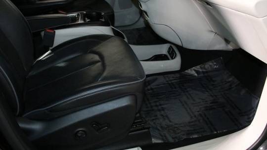 2018 Chrysler Pacifica Hybrid 2C4RC1N78JR276363