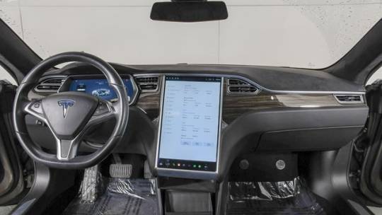 2015 Tesla Model S 5YJSA1E20FF117495