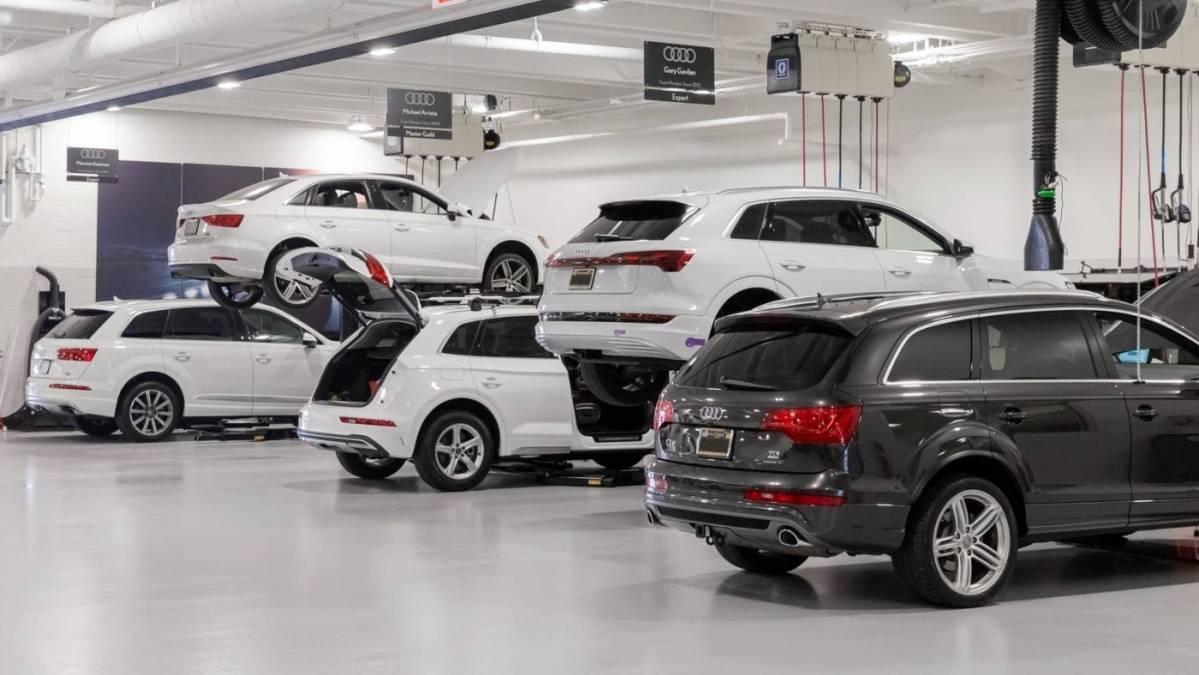 2019 Audi e-tron WA1LAAGE6KB024337
