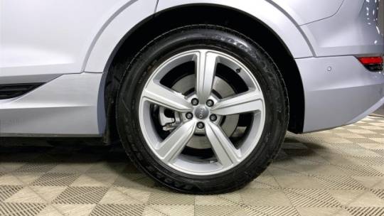 2019 Audi e-tron WA1LAAGE9KB023196