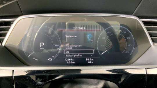 2019 Audi e-tron WA1LAAGE9KB023196
