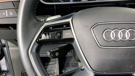 2019 Audi e-tron WA1LAAGE9KB023196