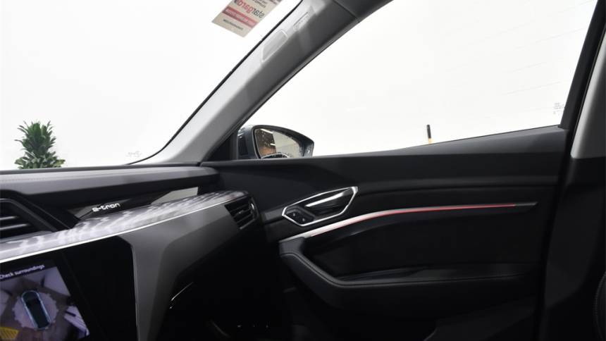 2021 Audi e-tron WA1VAAGE6MB004729