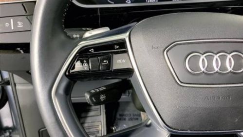 2019 Audi e-tron WA1LAAGE9KB023196