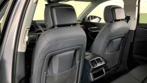 2019 Audi e-tron WA1LAAGE9KB023196