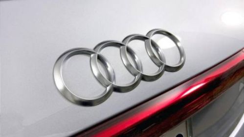 2019 Audi e-tron WA1LAAGE9KB023196