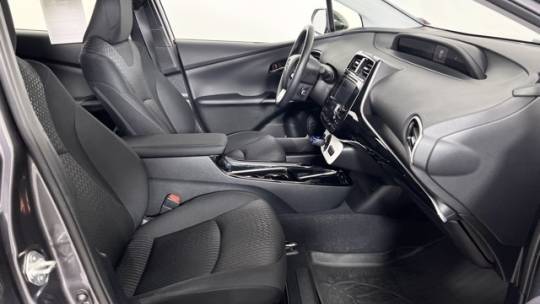 2018 Toyota Prius Prime JTDKARFP0J3076123