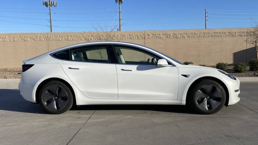 2019 Tesla Model 3 5YJ3E1EA5KF486542