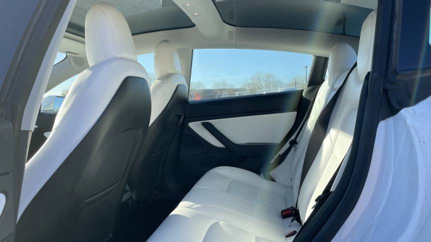 2019 Tesla Model 3 5YJ3E1EA5KF486542