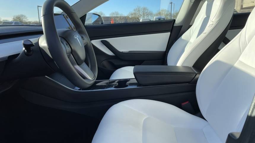 2019 Tesla Model 3 5YJ3E1EA5KF486542