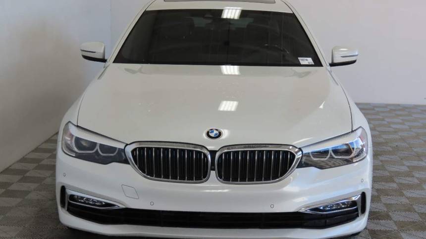 2018 BMW 5 Series WBAJA9C56JB033200