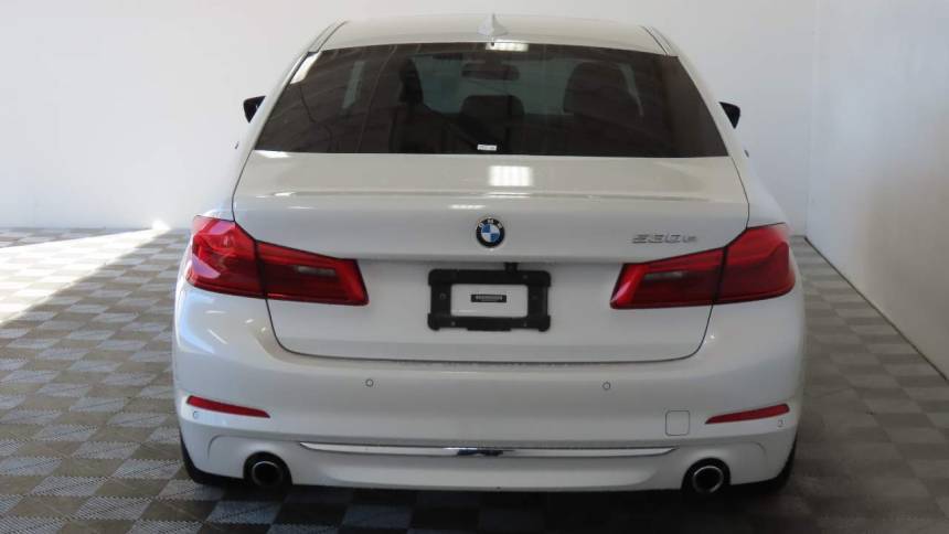 2018 BMW 5 Series WBAJA9C56JB033200