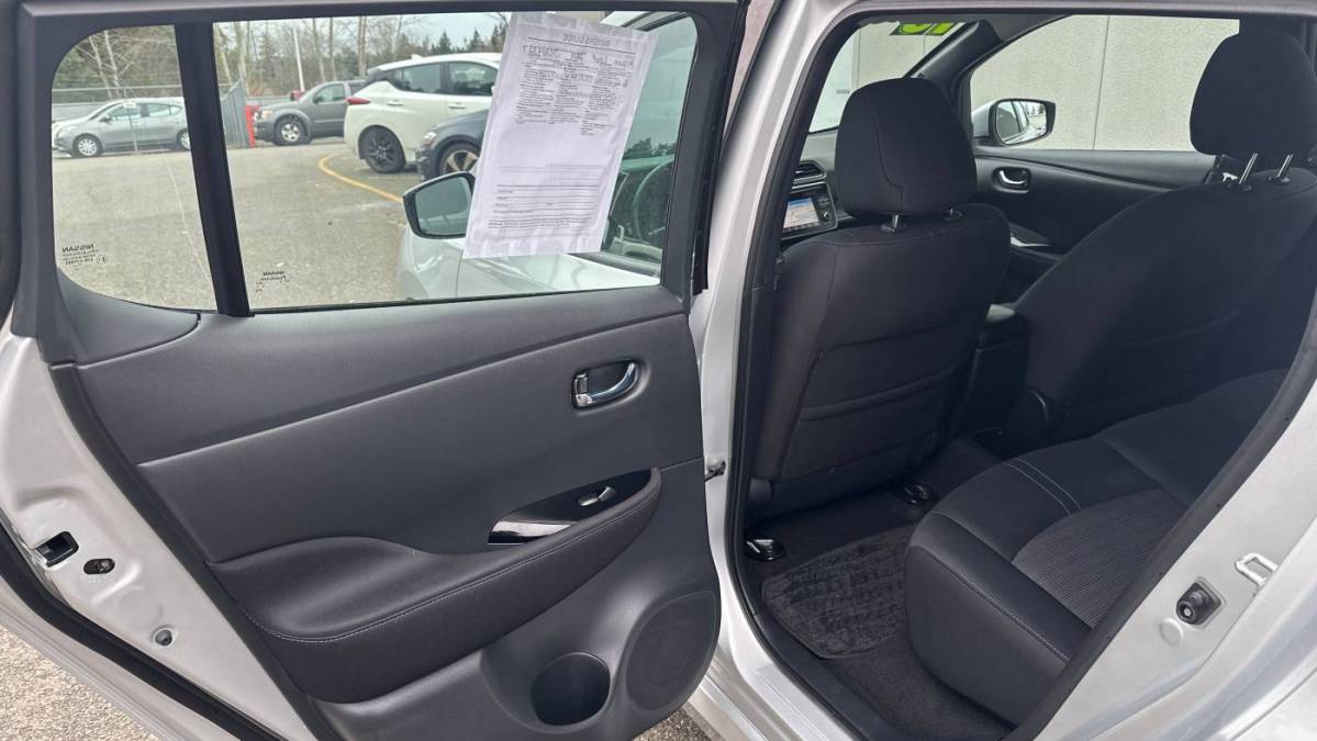 2018 Nissan LEAF 1N4AZ1CP7JC304327
