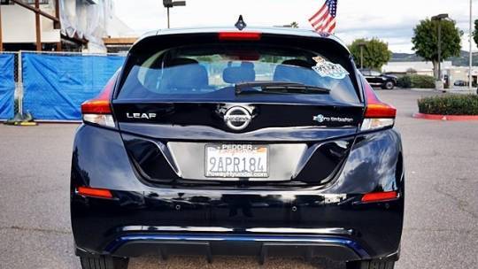 2022 Nissan LEAF 1N4AZ1BV0NC560170