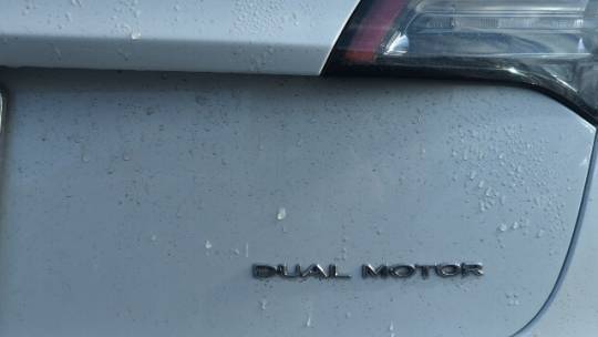 2018 Tesla Model 3 5YJ3E1EB9JF092338