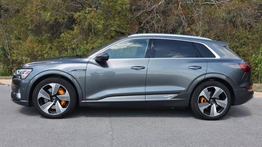 2019 Audi e-tron WA1VAAGE8KB005877
