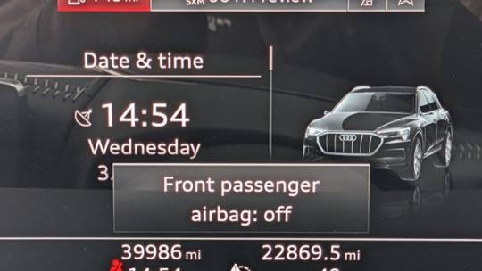2019 Audi e-tron WA1LAAGE4KB021744