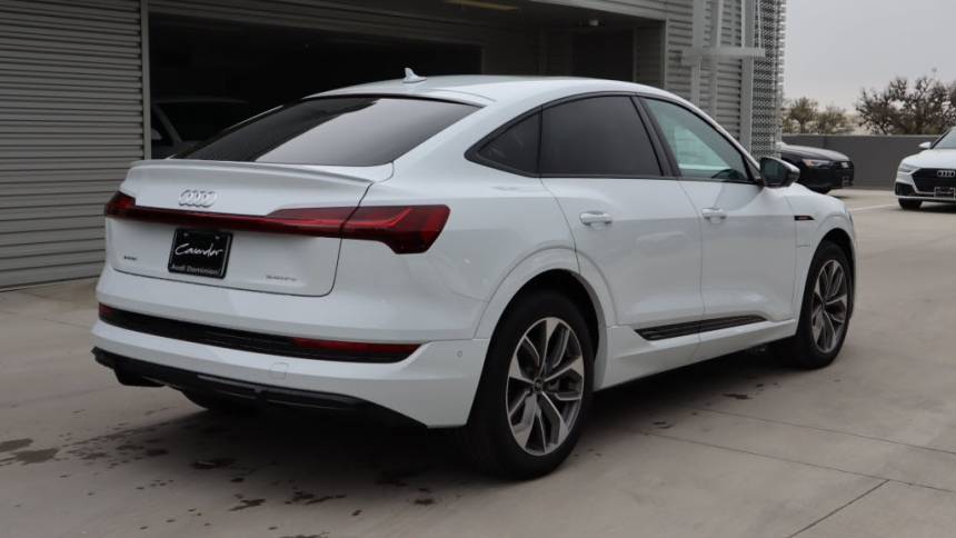 2021 Audi e-tron WA12AAGEXMB028034