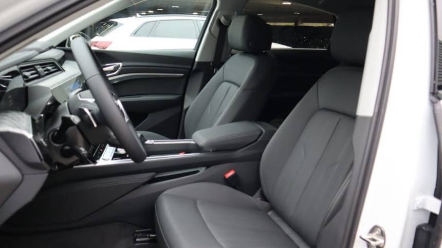 2021 Audi e-tron WA12AAGEXMB028034