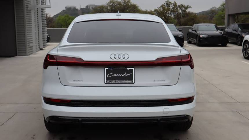 2021 Audi e-tron WA12AAGEXMB028034