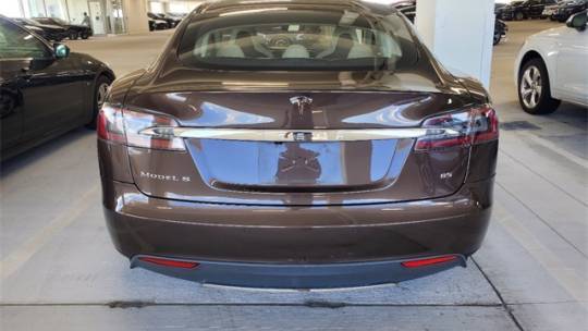 2014 Tesla Model S 5YJSA1H14EFP38725