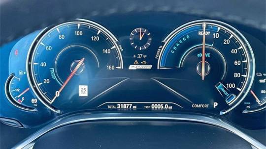 2017 BMW 7 Series WBA7J2C36HG497780