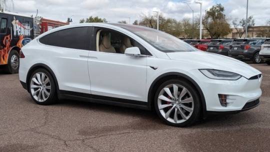 2017 Tesla Model X 5YJXCBE45HF051861