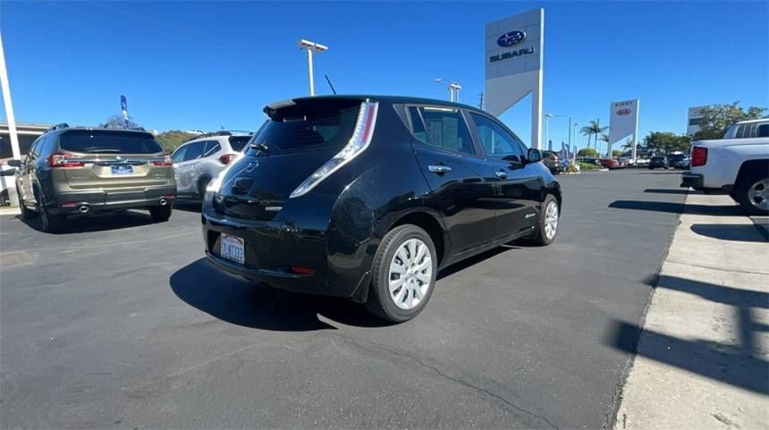 2015 Nissan LEAF 1N4AZ0CP5FC303811