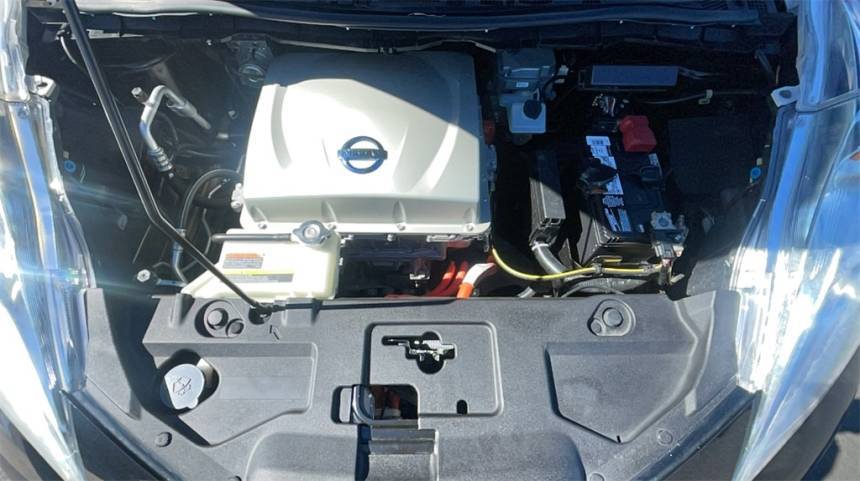 2015 Nissan LEAF 1N4AZ0CP5FC303811