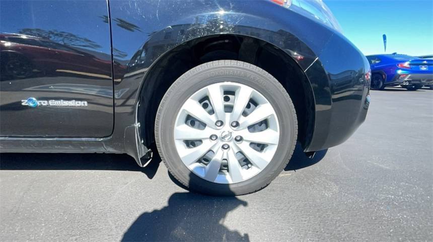 2015 Nissan LEAF 1N4AZ0CP5FC303811