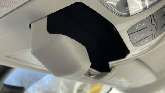 2019 Chrysler Pacifica Hybrid 2C4RC1N72KR577762