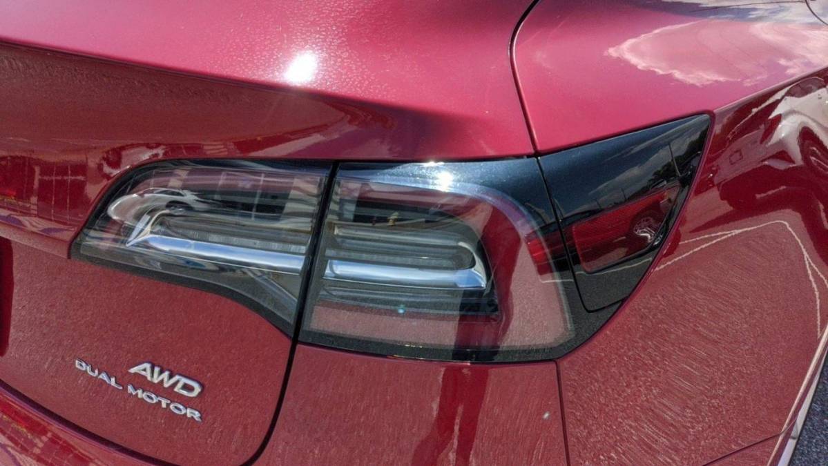 2018 Tesla Model 3 5YJ3E1EB2JF115930