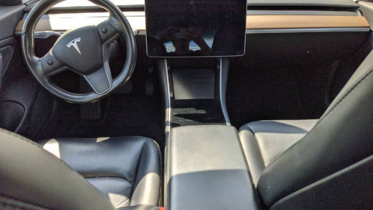 2018 Tesla Model 3 5YJ3E1EB2JF115930