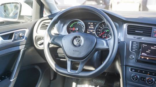 2015 Volkswagen e-Golf WVWKP7AU4FW905572