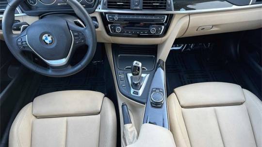2017 BMW 3 Series WBA8E1C50HK480278