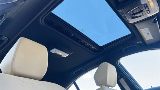 2017 BMW 3 Series WBA8E1C50HK480278