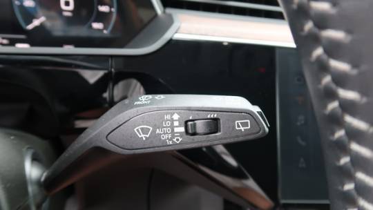 2019 Audi e-tron WA1LABGE4KB024939