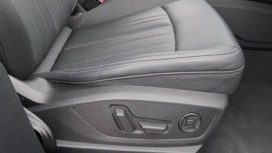 2019 Audi e-tron WA1LABGE4KB024939